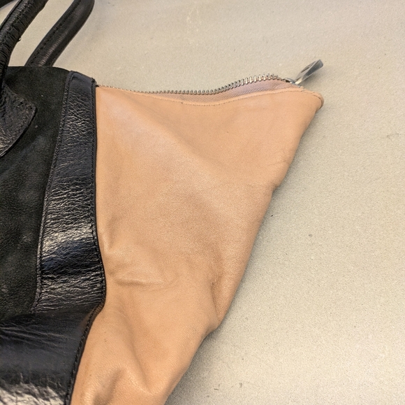 Pour La Victoire Large Maison Colorblock Tote in Tan Leather & Black Sue… - Picture 10 of 15